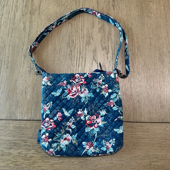 Vera Bradley Bag Crossbody Shoulder Bsg Blue and Pink Floral Print - Picture 4 of 9